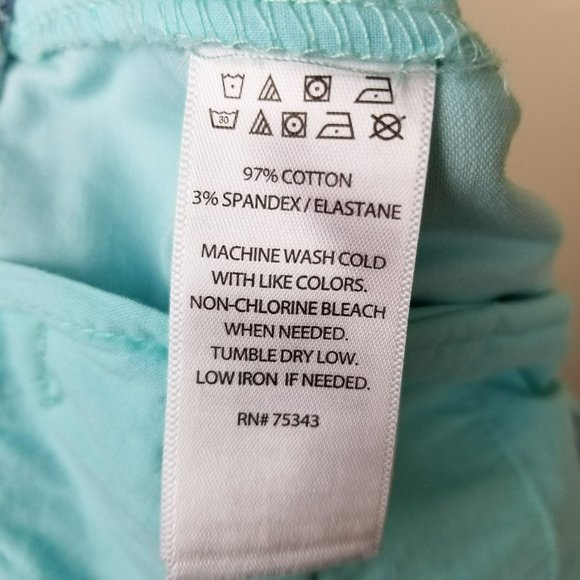 NWOT British Khaki Robin's Egg Blue Shorts Size 4 - Picture 5 of 5